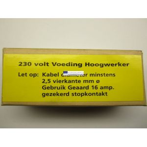 Sticker 6 230 volt voeding hoogwerker